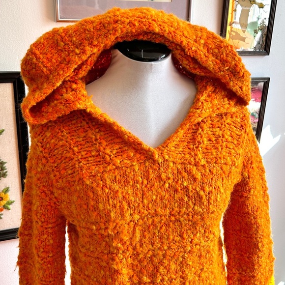 Vintage 70s Orange Bouclé Knit Hoodie Sweater M Medieval Revival Cottagecore - Picture 2 of 8